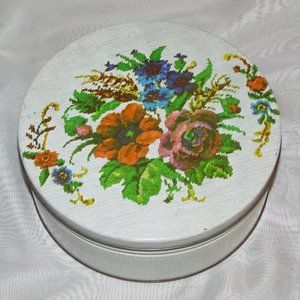 Vintage Cookie Biscuit Tin Floral Cross-stitch Round Metal Storage Canister